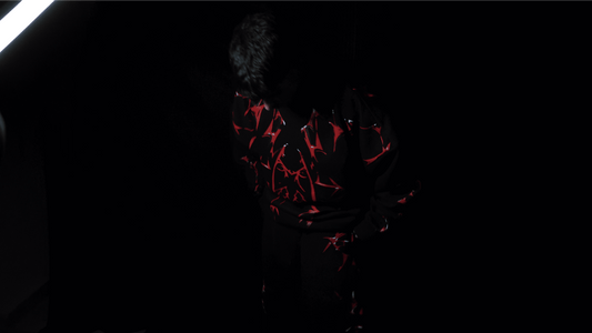 Moletom Oversized- Crimson Veil