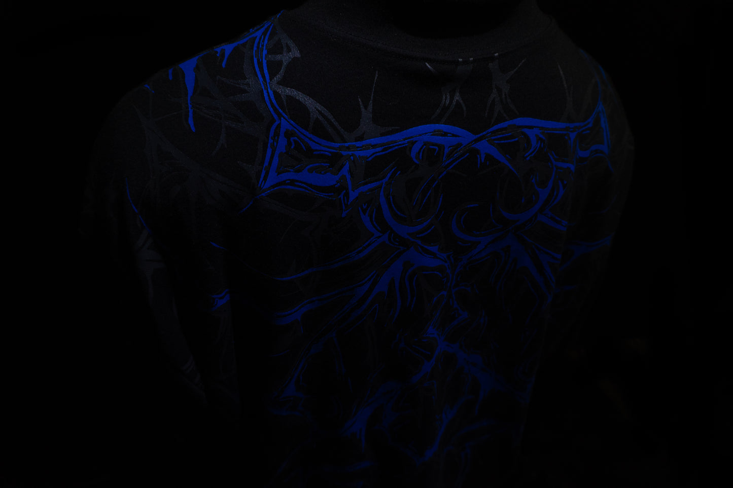 Camiseta Manga Longa - Ethereal Blaze