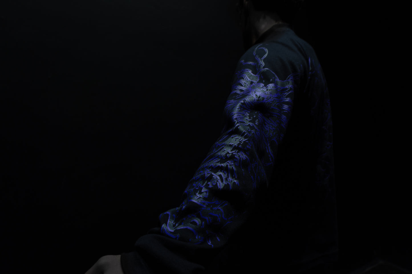 Camiseta Manga Longa - Curse Mark