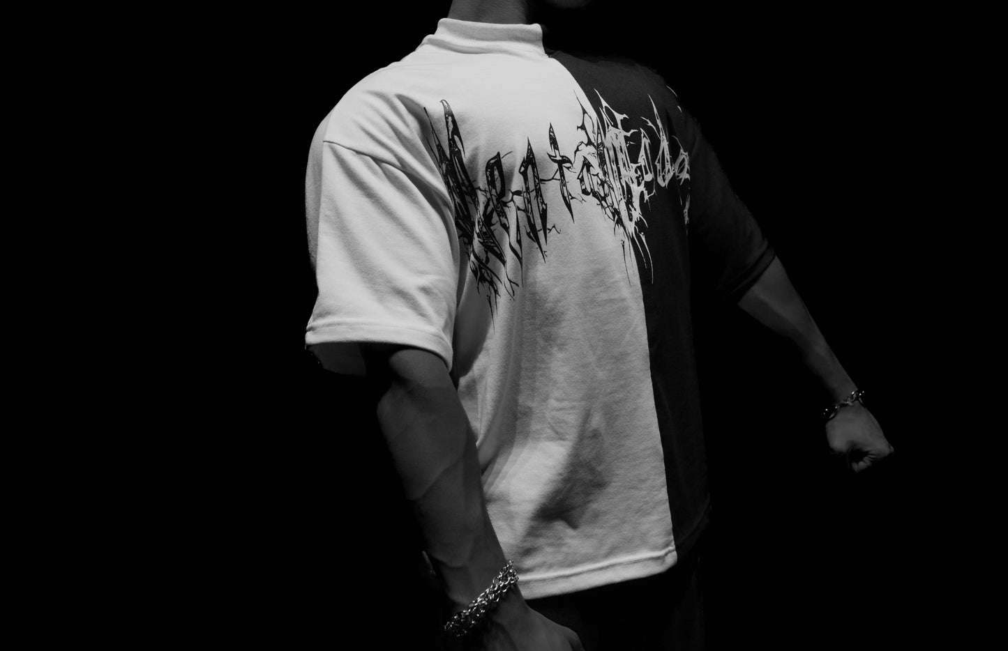 Camiseta Oversized Black/White - MM Basic Drop