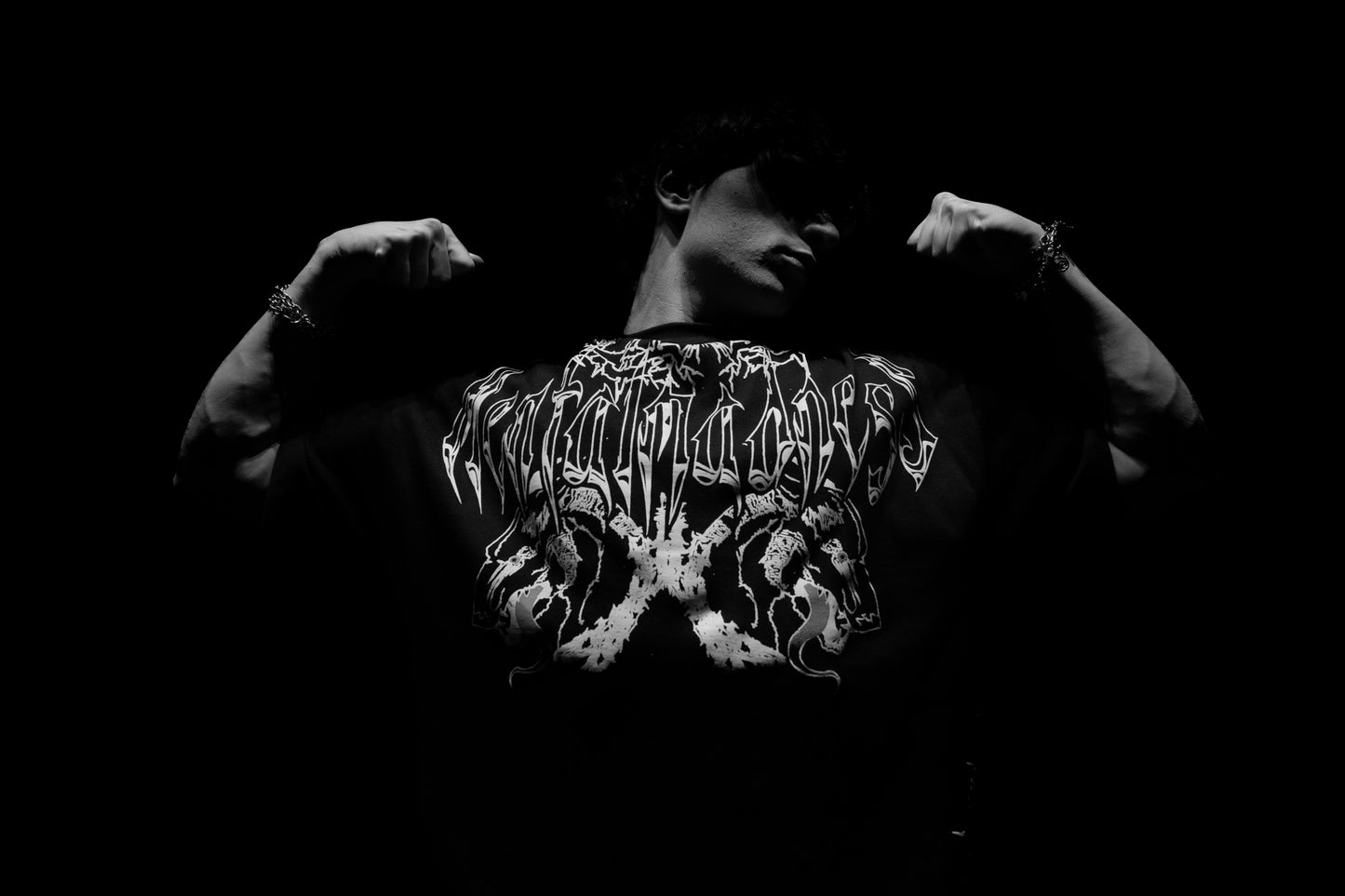 Camiseta Oversized - Hell Hounds