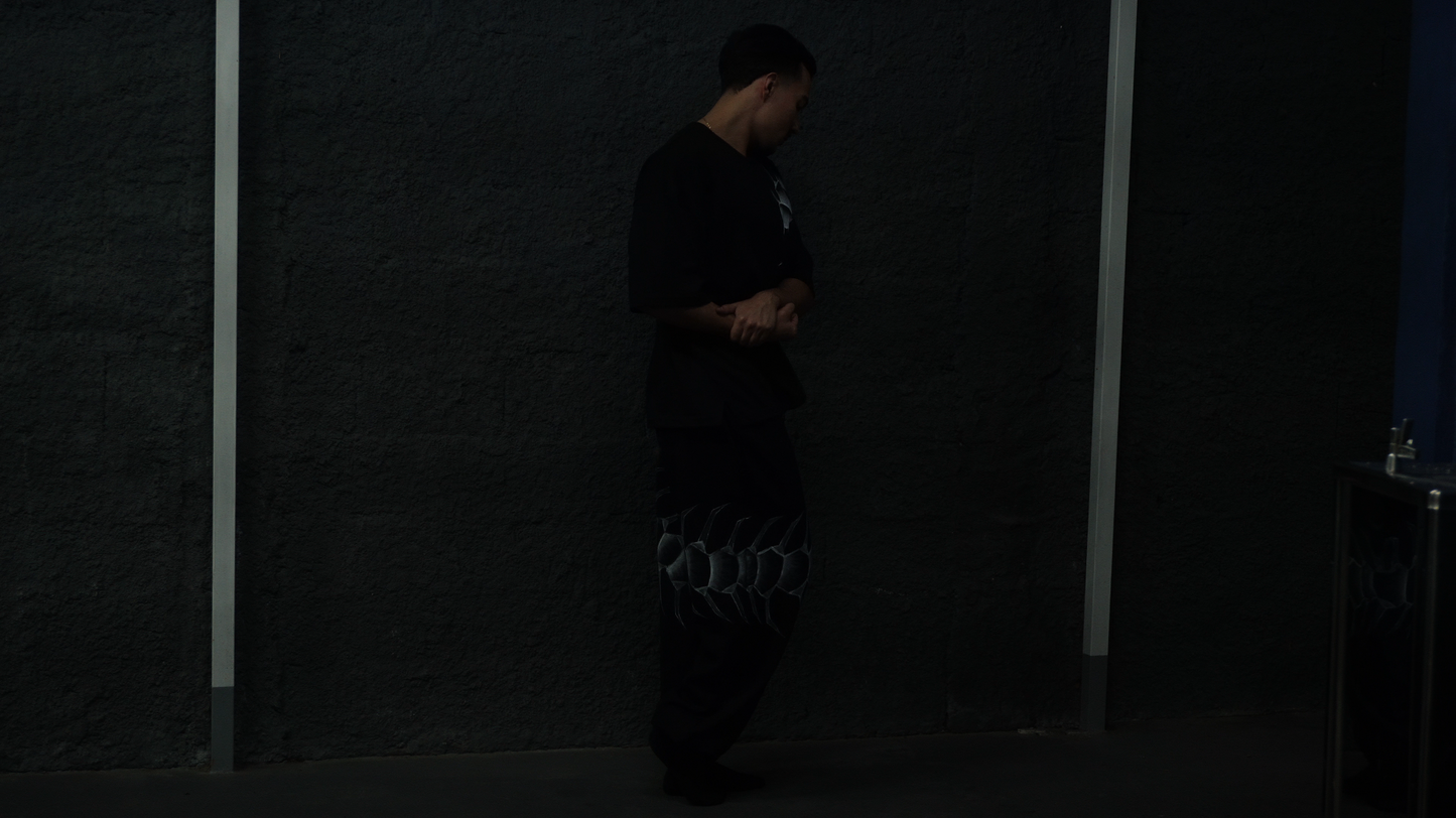 Calça moletom oversized- Creature Within