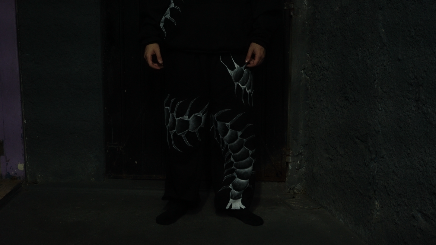 Calça moletom oversized- Creature Within
